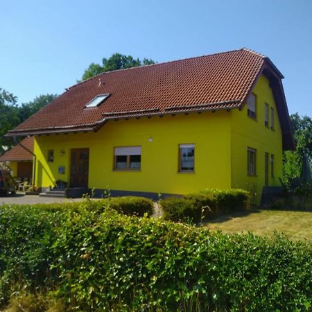 Urlaub Mit Hund Auf Dem Bauernhof Hofswald Apartment Euscheid Exterior foto