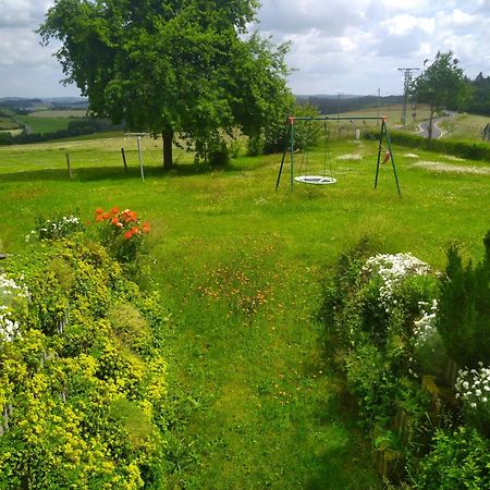 Urlaub Mit Hund Auf Dem Bauernhof Hofswald Apartment Euscheid Exterior foto